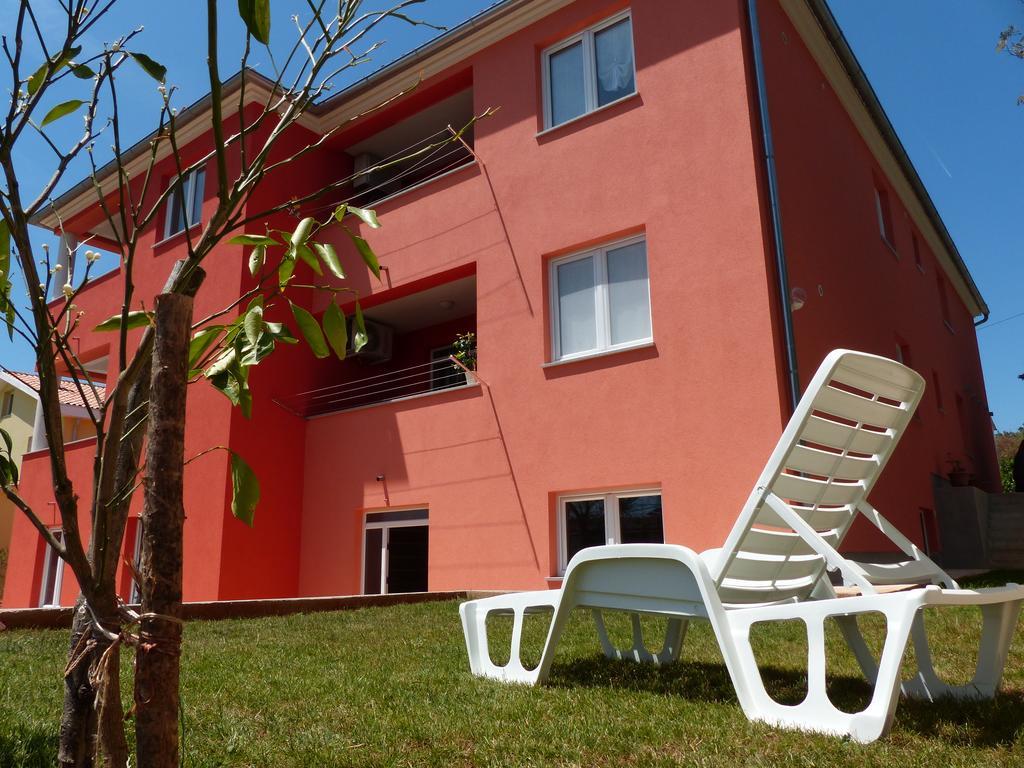 Apartment Luzia Banjole Esterno foto
